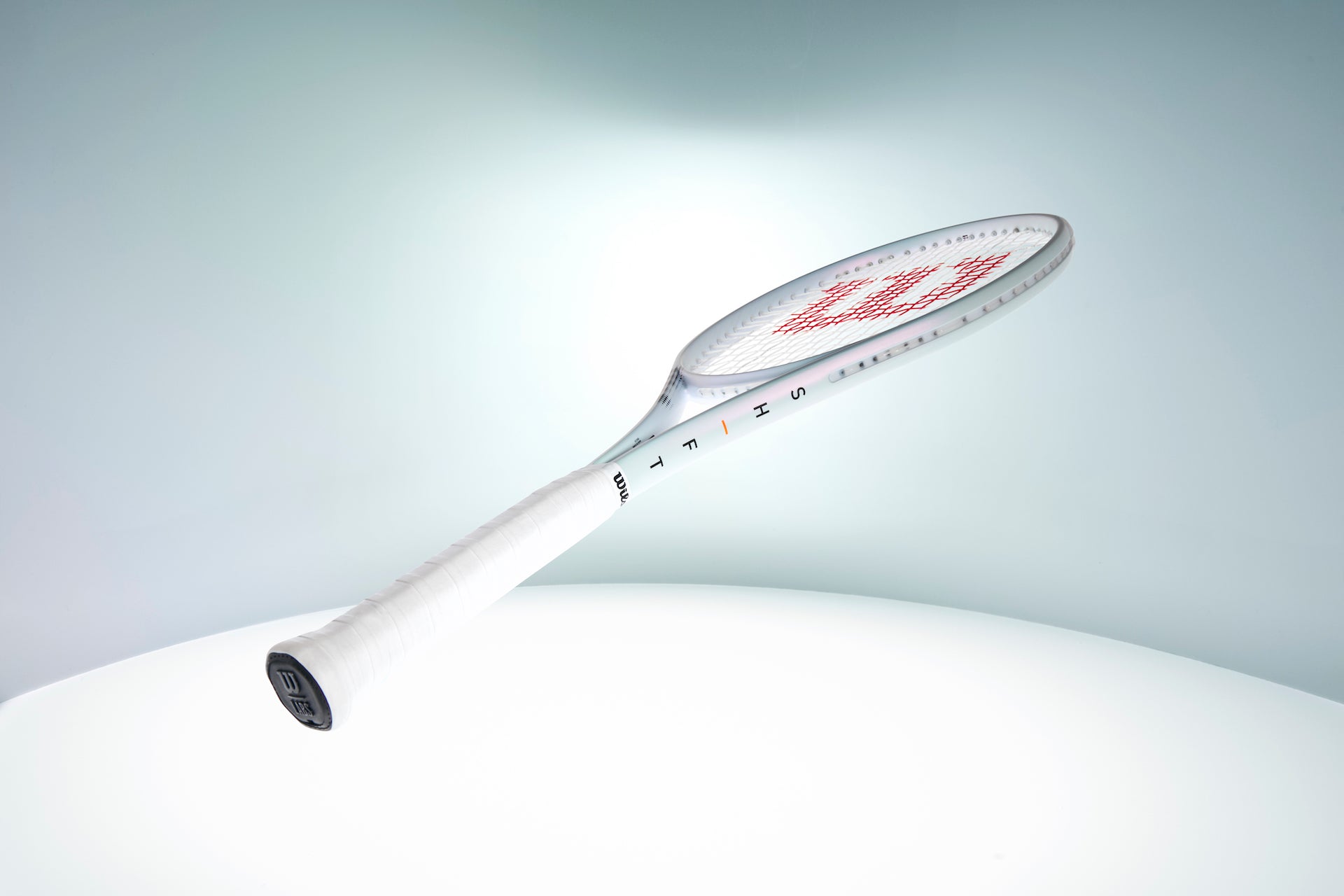 Find the best Wilson Overgrip for your tennis racquet; & a reminder to  change your overgrips! 