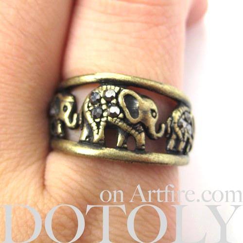 Elephant Animal Family Parade Ring in Brass | Animal Jewelry – DOTOLY