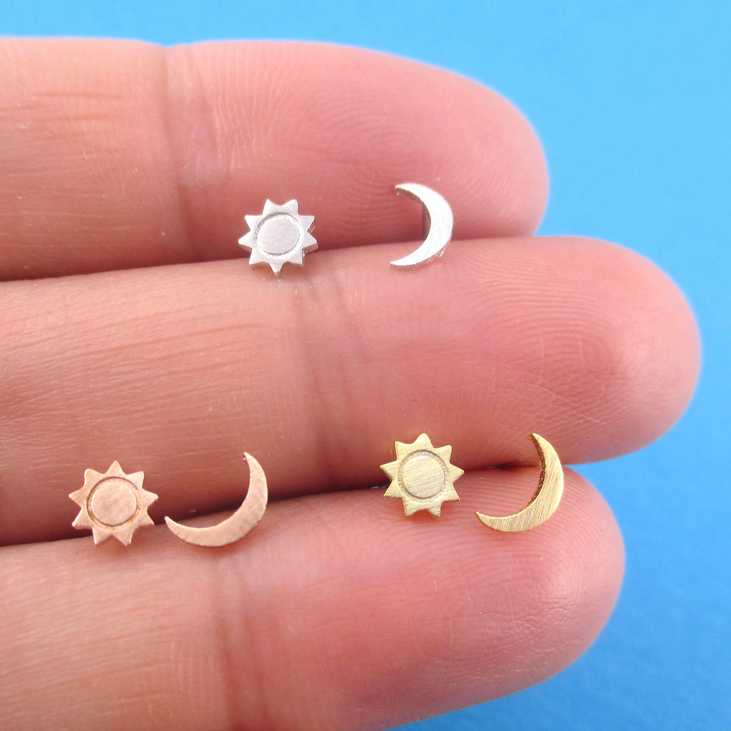 tiny silver stud earrings