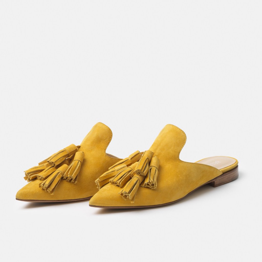 mustard color pumps