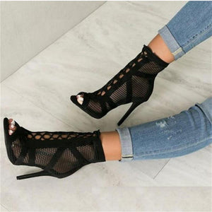 cute black sandal heels