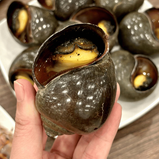 Oc Buou Xot Tieu Den -Apple Snail With Black Pepper Sauce 420g