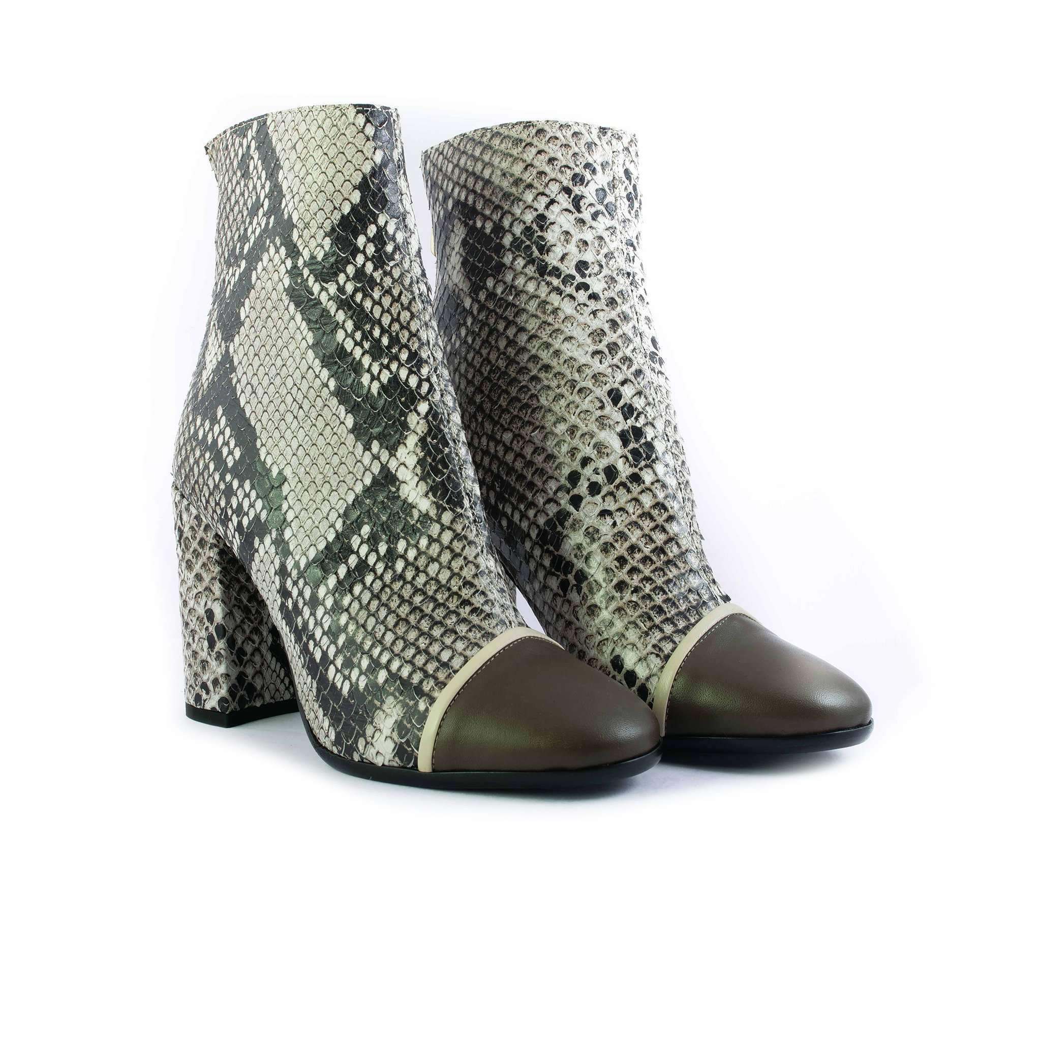 smakeskin boots