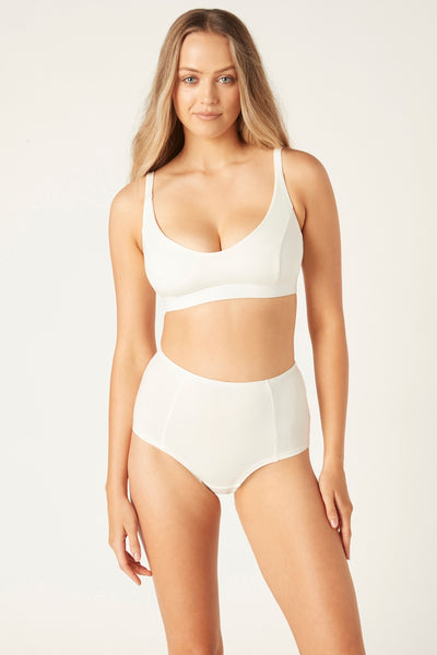 Suzette organic high waisted knickers in natural