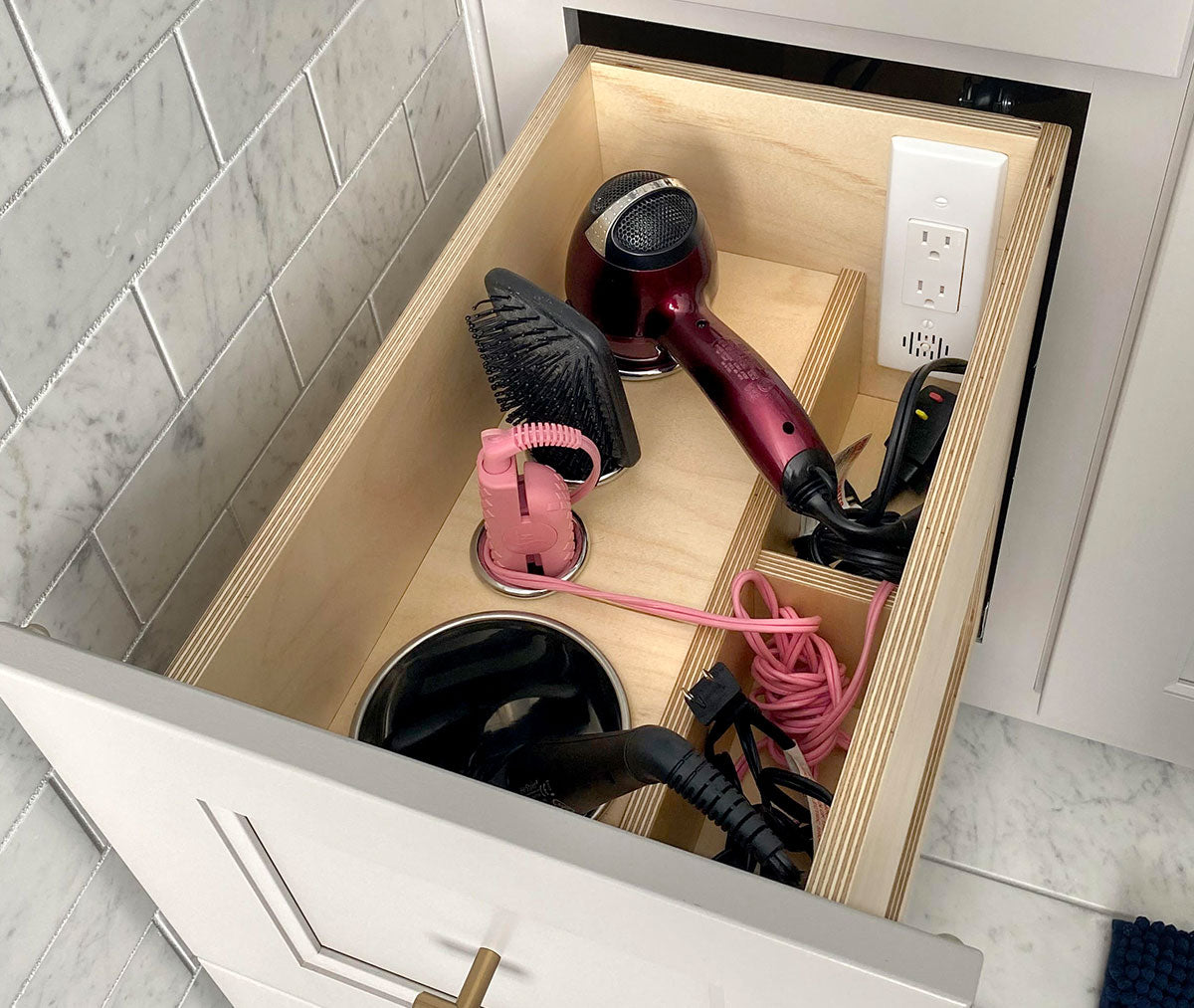 Bathroom vanity drawer outlet