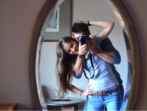 couple in mirror