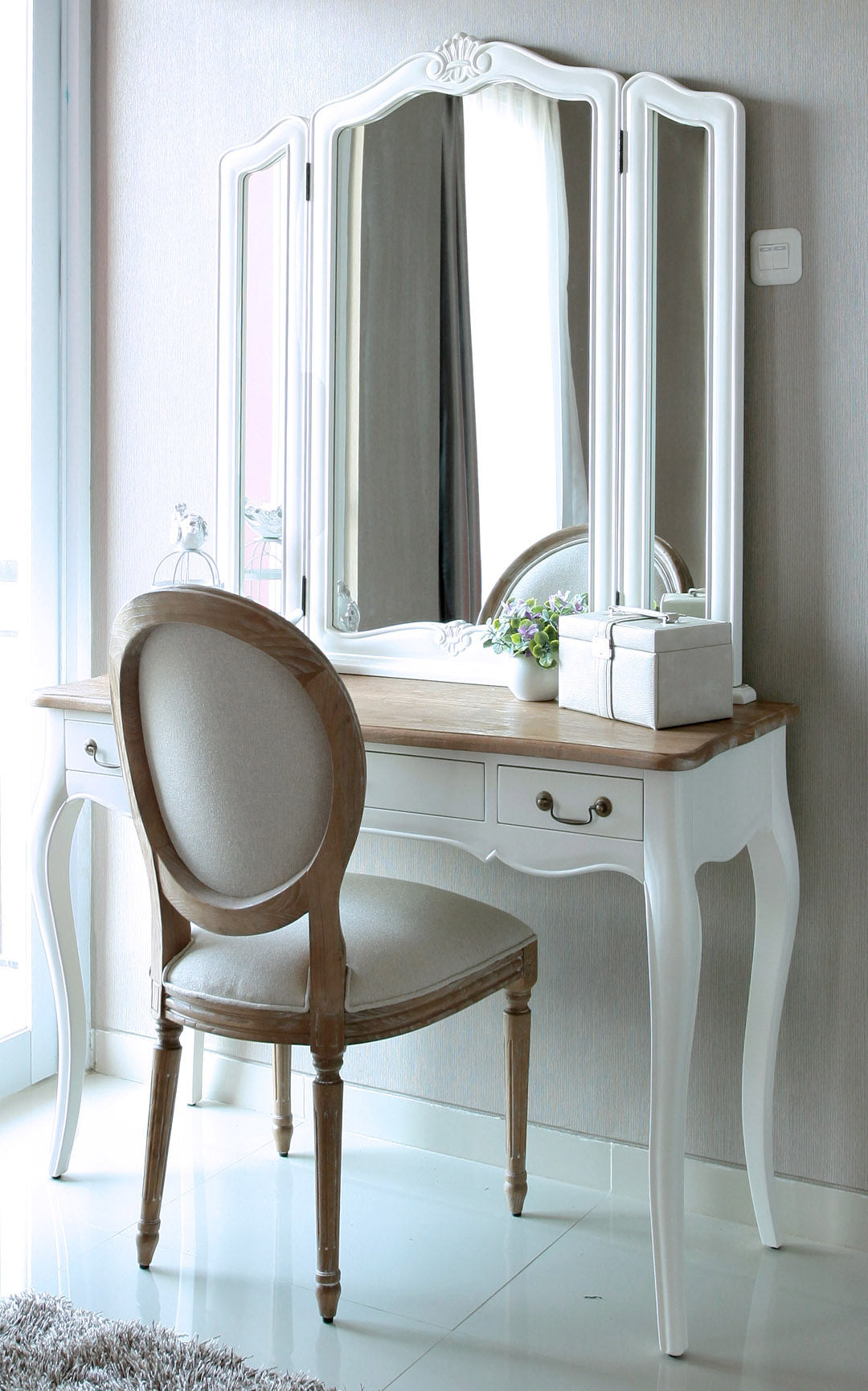 Belle Dressing Table with Folded Mirror