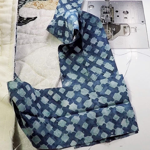 Sewing by sarah - how to bind your quilt by machine - Sewing By Sarah