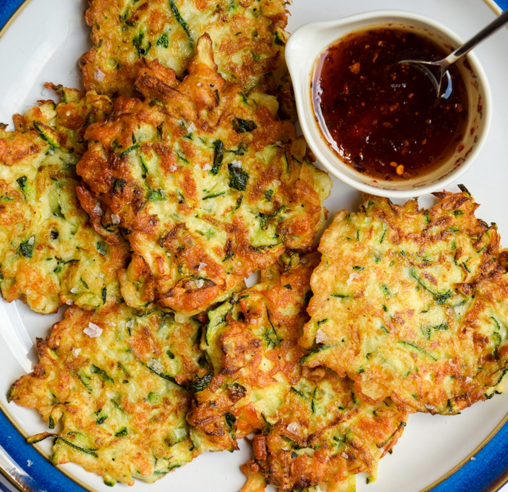 Haloumi, Courgette & Mint Fritters | Recipes | Iggy & Burt – IGGY & BURT