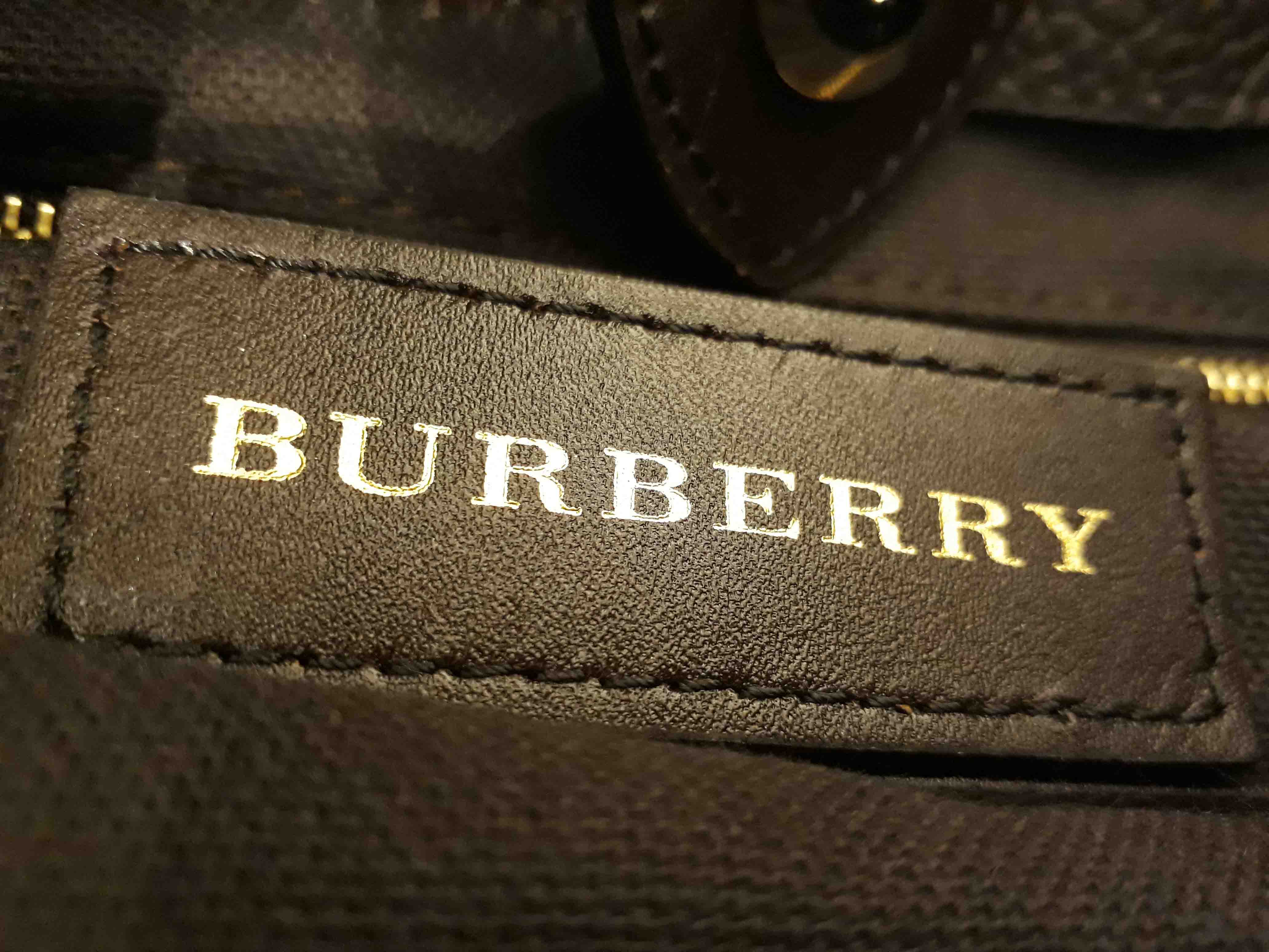 burberry ykk zipper