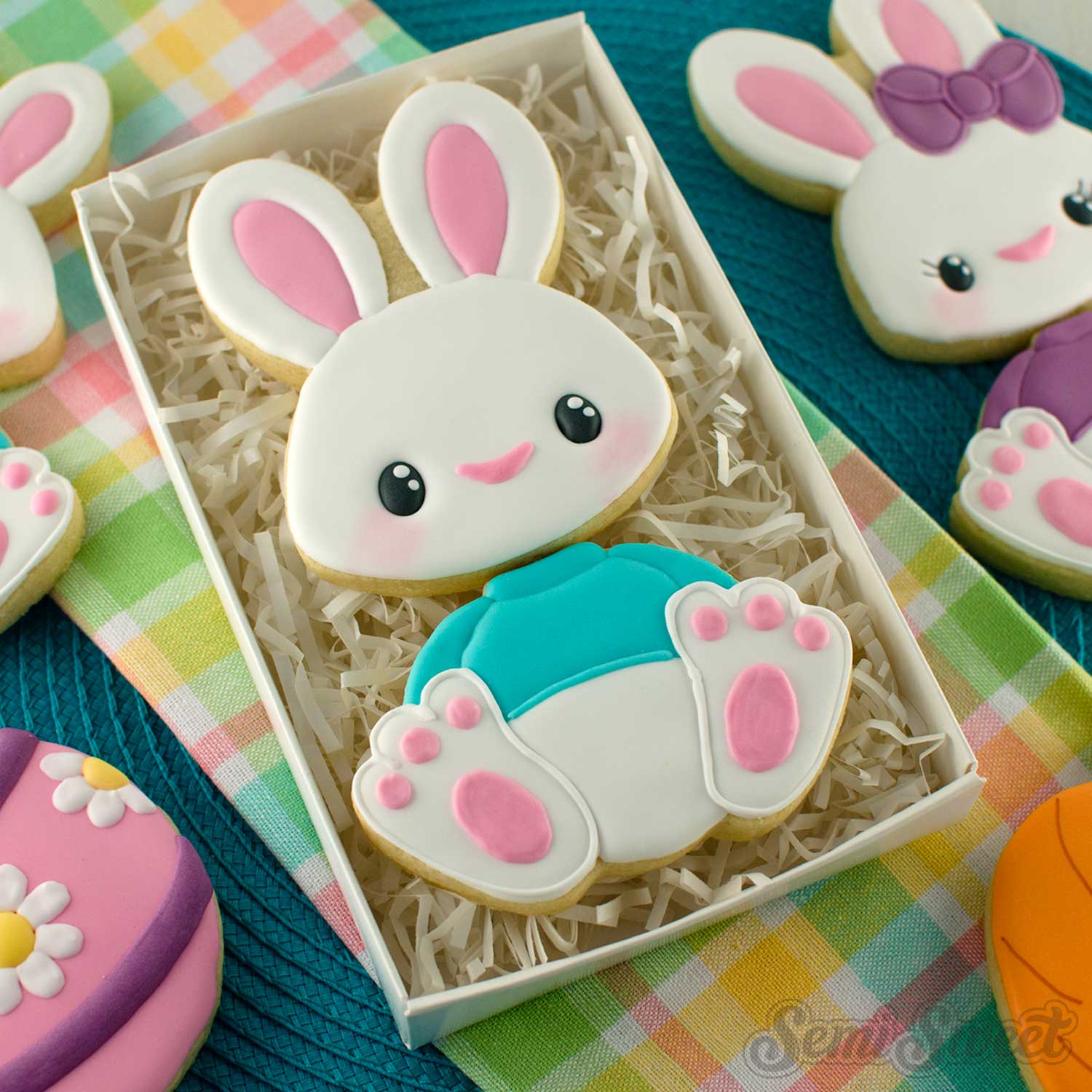 Easter Bunny Cookie Cutter & Stamp - Set of 8 Pieces - Easter Egg Chic –  Sillyko