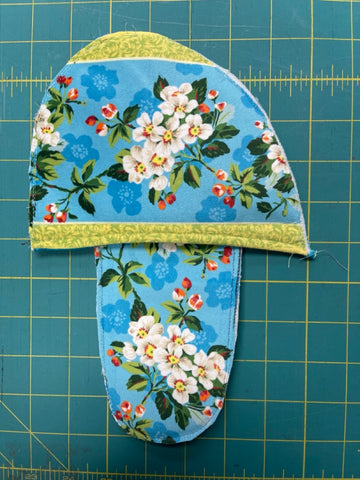 Photo tutorial Velvet Slippers Renaissance Ribbons-Free Pattern