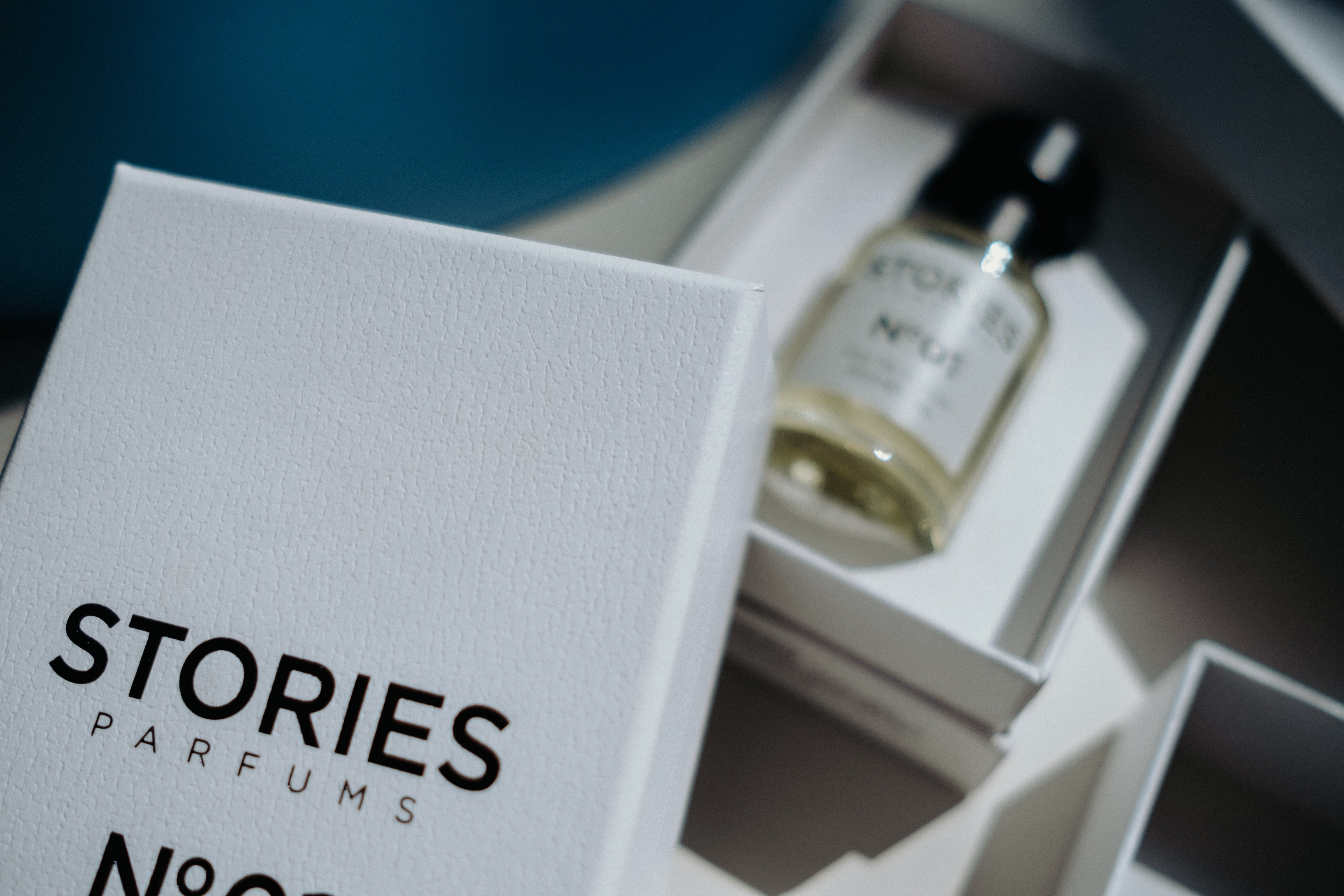 STORIES Eau de Parfum with box