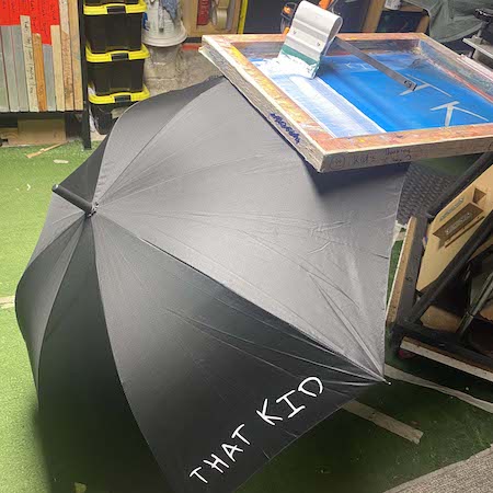 Screen printing on to a Umbrella, That kiwi Printshop 