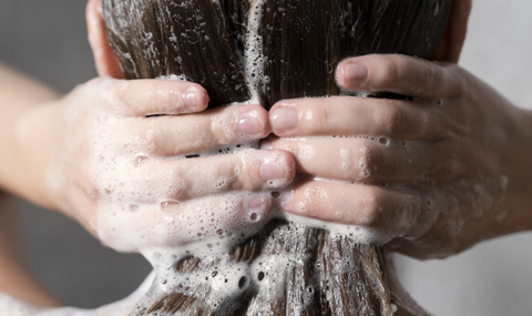 benefici shampoo alla canapa