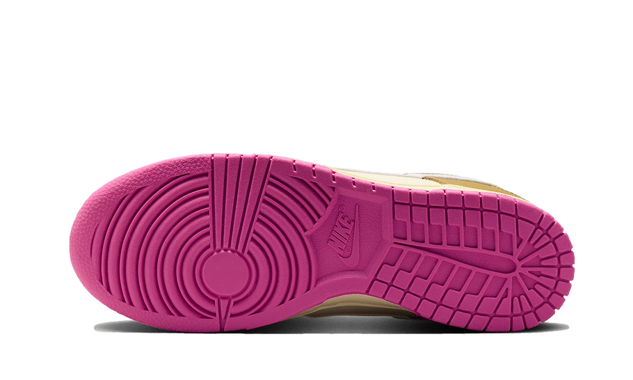 Buty damskie Nike Dunk Low SE - Brązowy - FD8683-700
