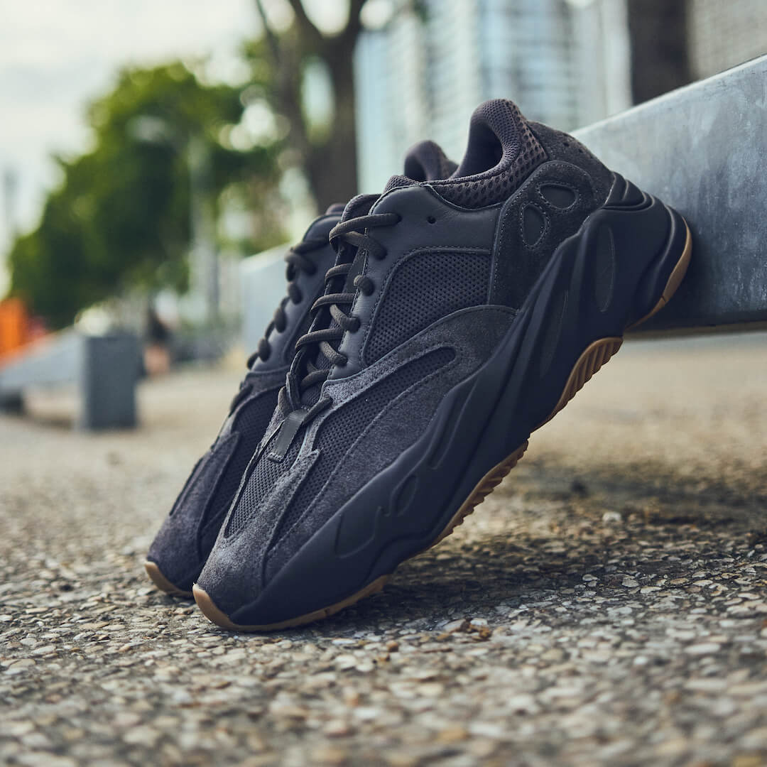 Adidas Yeezy Boost 700 Utility Black - FV5304 - Wethenew