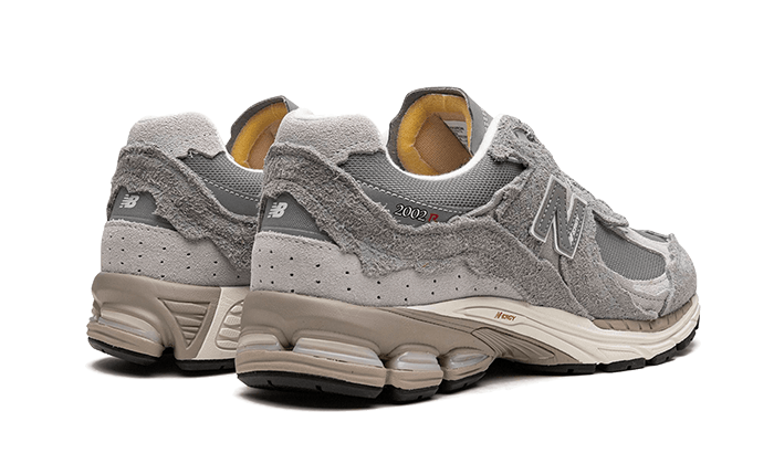 New Balance Herren 2002RD in Grau/Gris, Suede/Mesh - M2002RDM