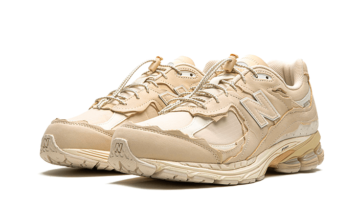 New Balance Unisex 2002RD in Beige/Marrón/marron, Leather, Talla 36 - M2002RDQ