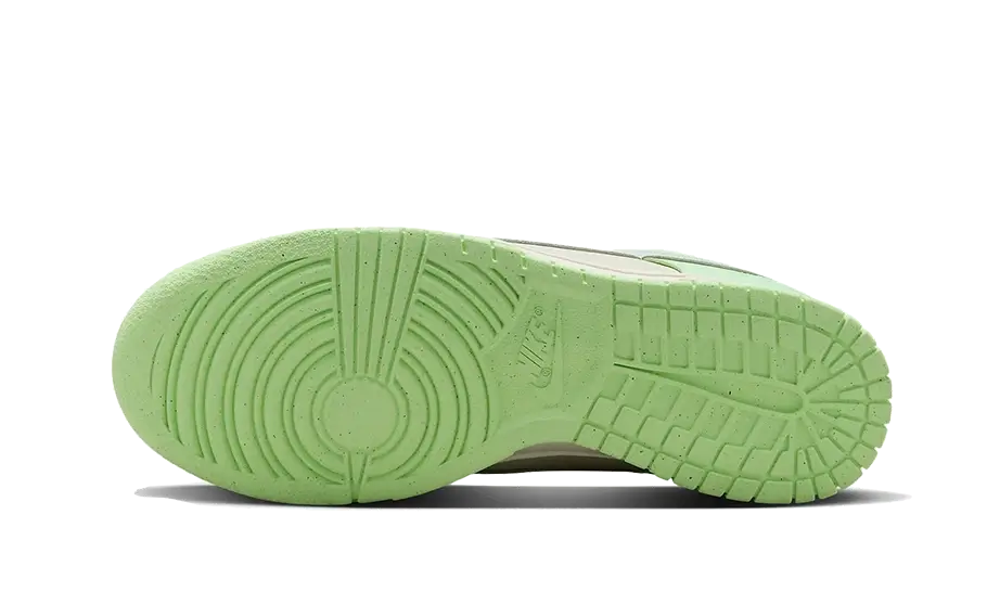 Chaussure Nike Dunk Low Next Nature SE pour femme - Vert - FN6344-001