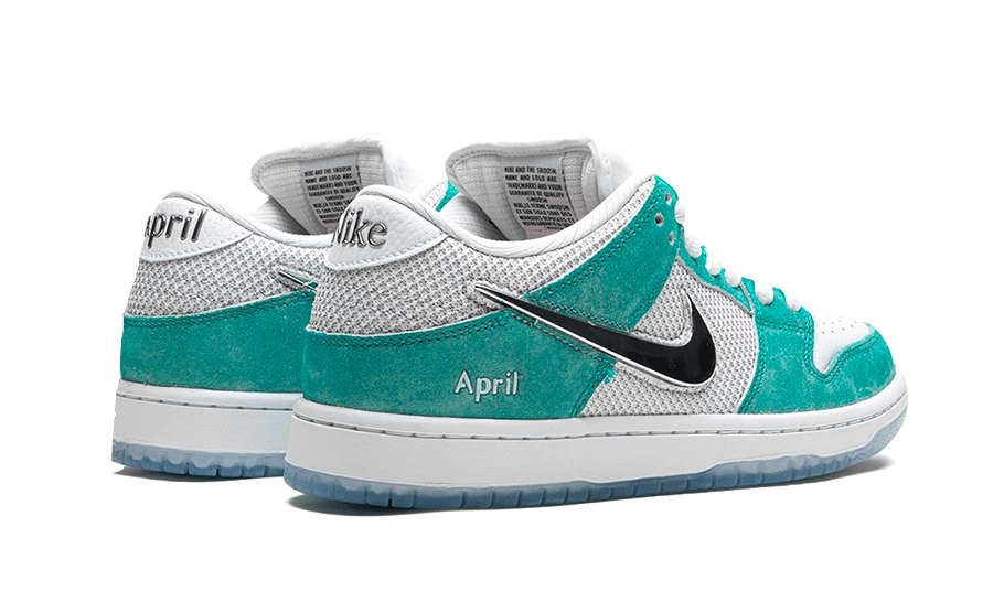 April Skateboards x Dunk Low SB 'Turbo Green' - FD2562-400