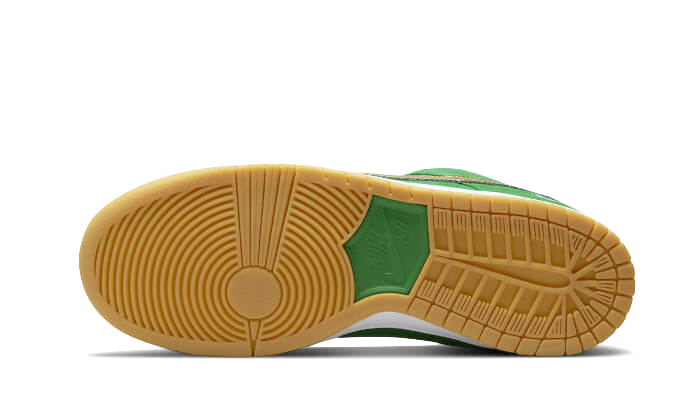 SB Dunk Low Pro St. Patrick's Day (2022)