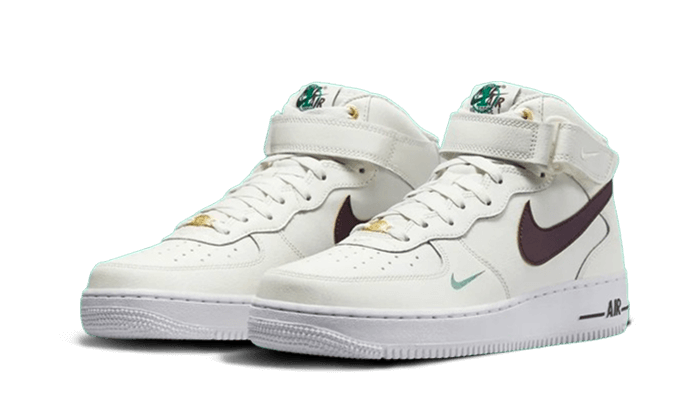 Nike Air Force 1 '07 LV8 EMB White Malachite sneakers