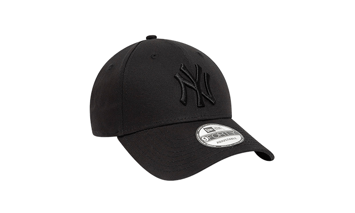 NY league essential 9forty black cap