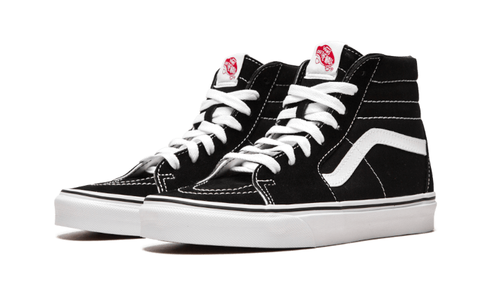 VANS Sk8-hi Shoes (black/black/white) Women Black - VN000D5IB8C