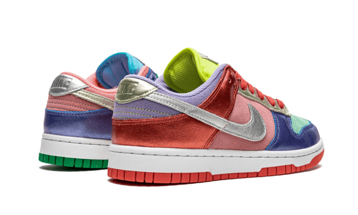 Nike WMNS Dunk Low Sunset Pulse (2021) - DN0855-600