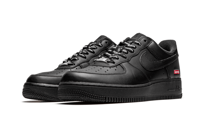 Nike x Supreme Air Force 1 Low SP (Black)