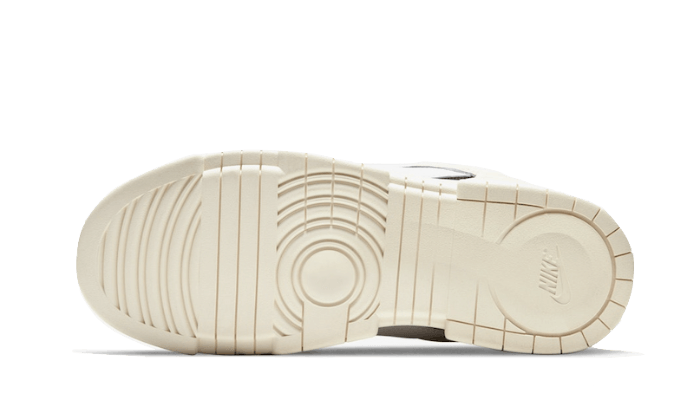 WMNS Dunk Low Disrupt "Pale Ivory" Sneaker - DD6620-001