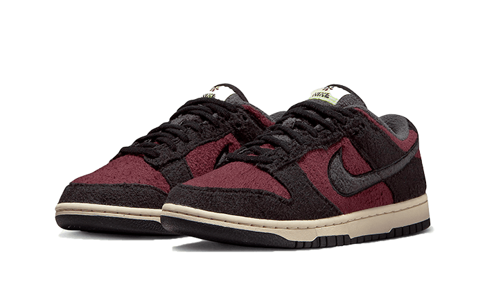 Nike Dunk Low SE Women's Shoes - Red - DQ7579-600