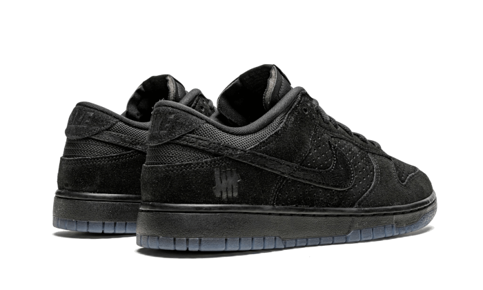 UNDEFEATED × NIKE DUNK LOW SP "BLACK