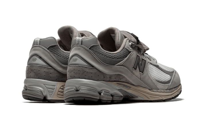 New Balance Homens 2002R Grey Pocket - M2002RVC