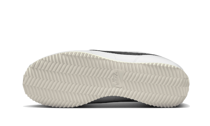 Nike Cortez White Black - DM4044-100