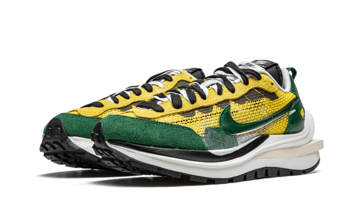 Nike Vaporwaffle sacai Tour Yellow Stadium Green (2020) - CV1363-700