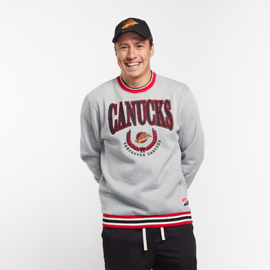 Vancouver Canucks New Era Throwback Orca Crewneck – Vanbase