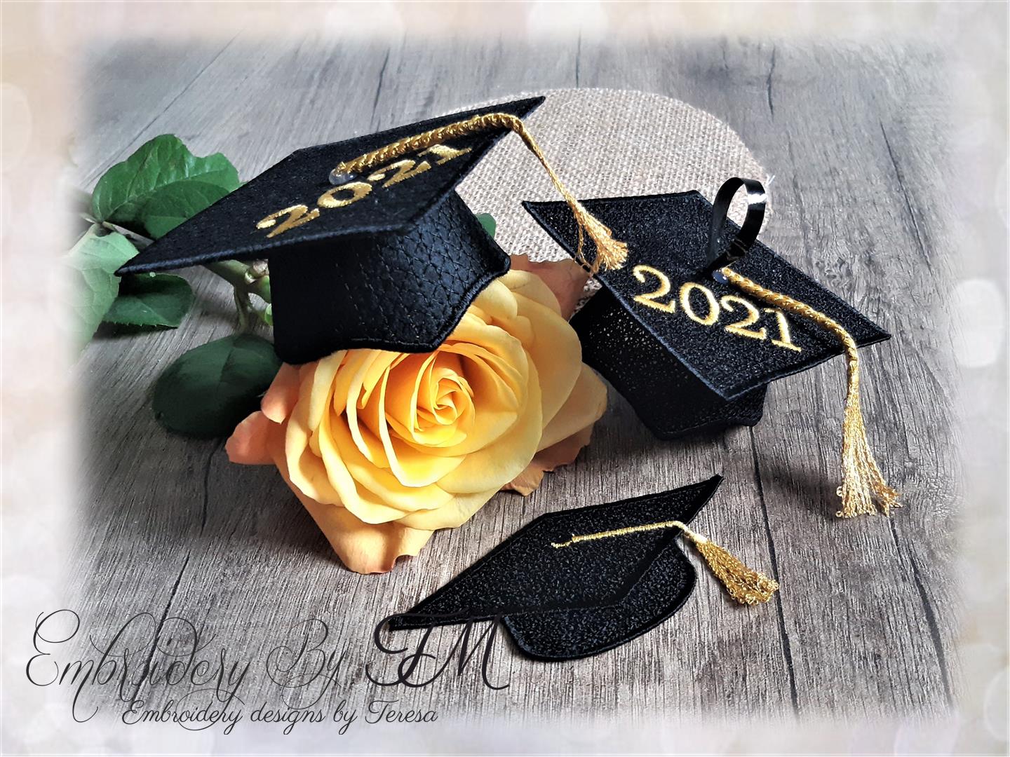 2023/ Graduation cap 3D and 2D / Two variations for 3D - FSL or felt ...