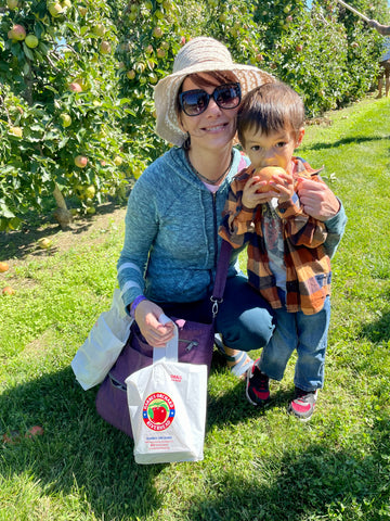 Apple picking Riverhead New York