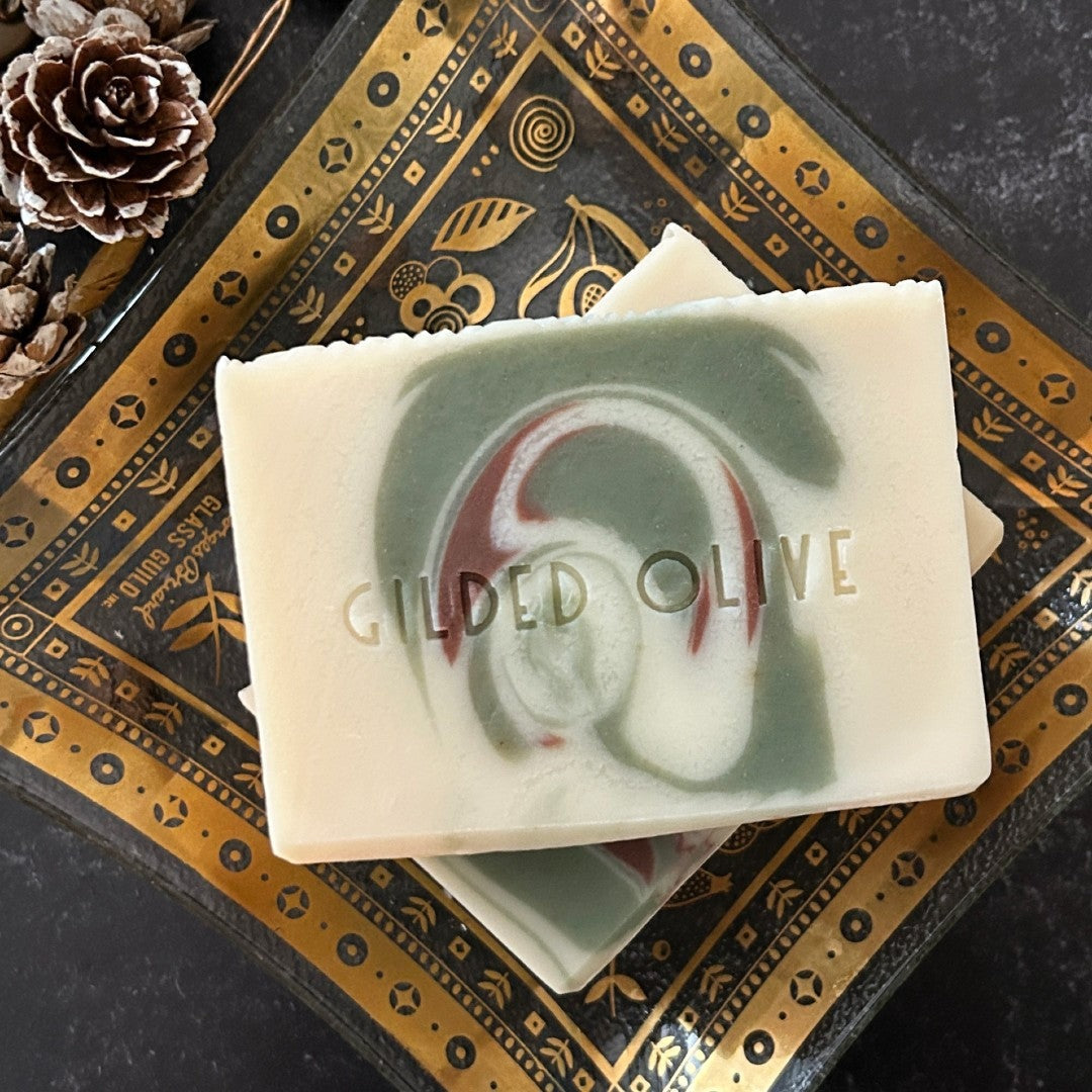 https://cdn.shopify.com/s/files/1/2361/9239/files/PineForestHandmadeSoap_1600x.jpg?v=1695385792