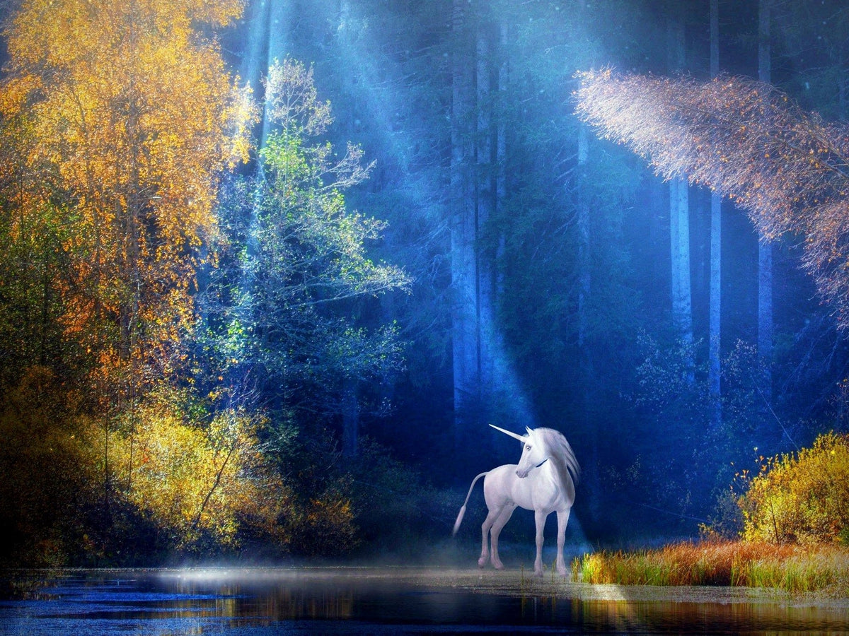 Prólogo Hazel Unicorn_By_The_Lake_2000x