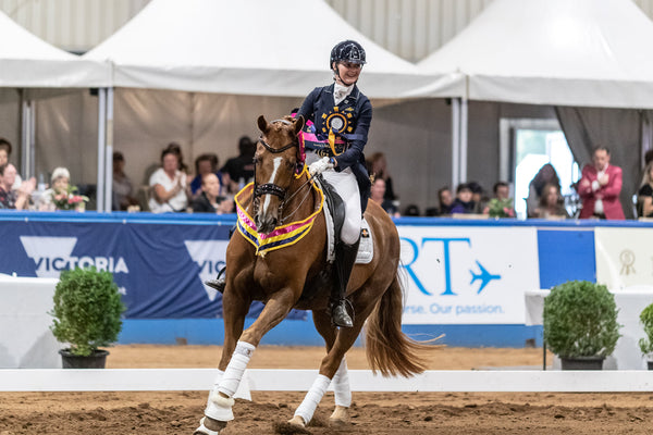 Alicia Ryan & Bluefields Furstentanz - YR Champion