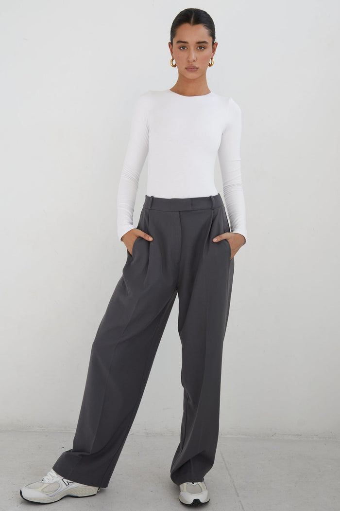 Women's Blazers and Pants - RE ONA