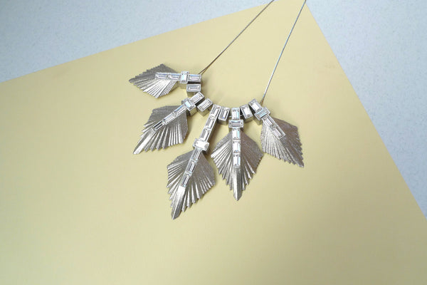 vanina leaves necklace