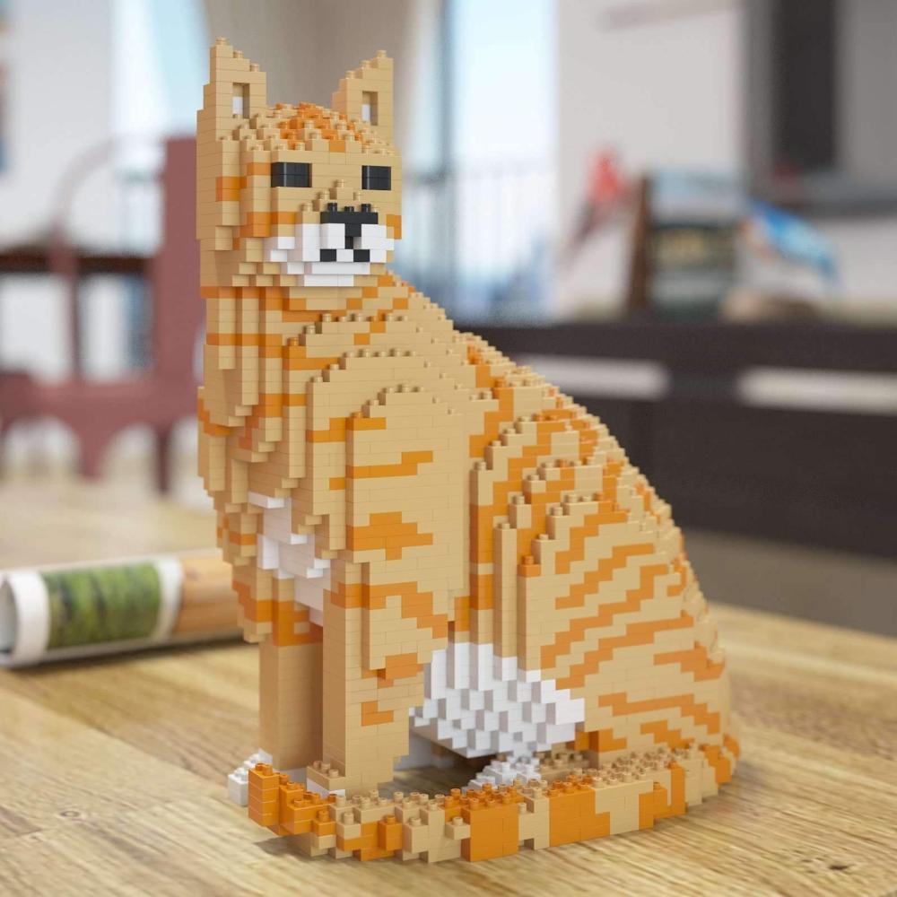 orange-tabby-cat-sculpture-lego-jekcakat