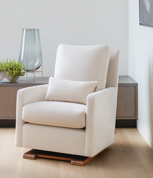 Featured image of post Nursery Rocking Chair Or Glider - This depends on your level of comfort.