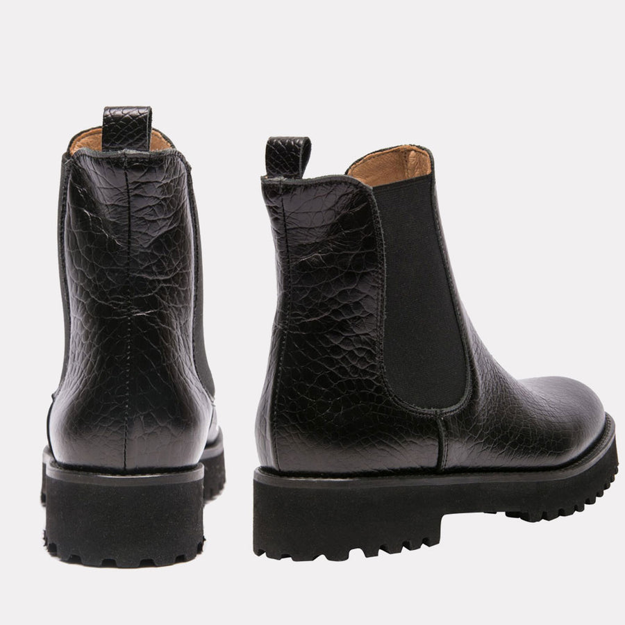 andre assous peggy leather chelsea boots