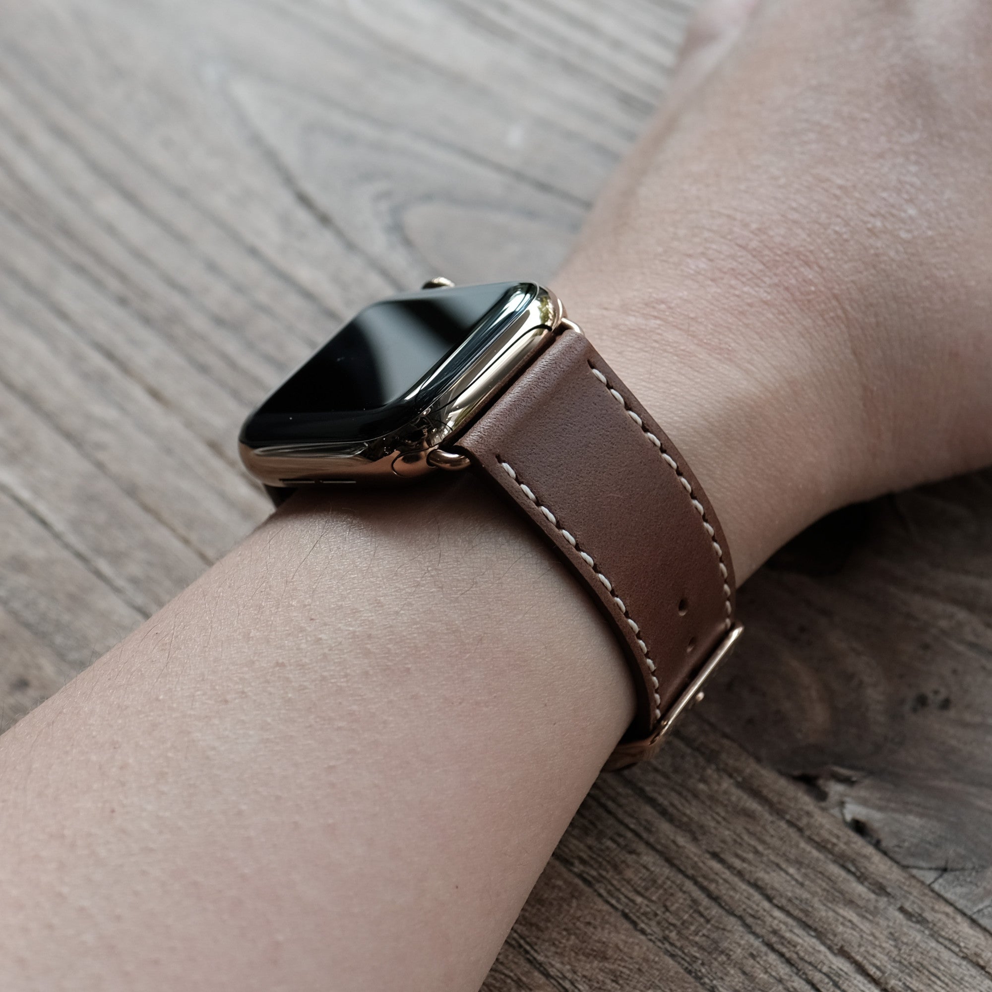 Pin Buckle Full Grain Leather Apple Watch Band Chestnut Brown