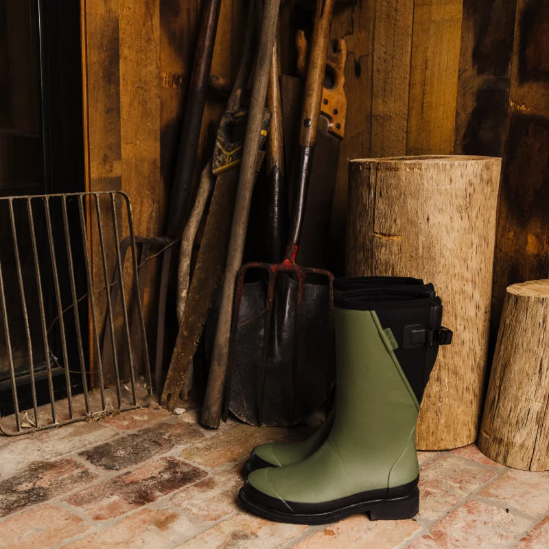 Comfortable Mid-Calf alpine green boots